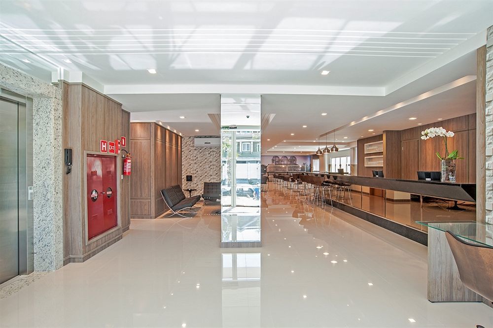 Slim Curitiba Av Das Torres Exterior photo
